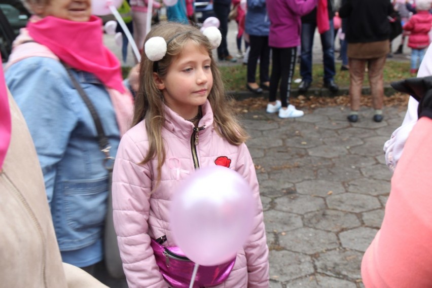 Marsz Różowej Wstążki 2019 wyruszył z placu przy starostwie 