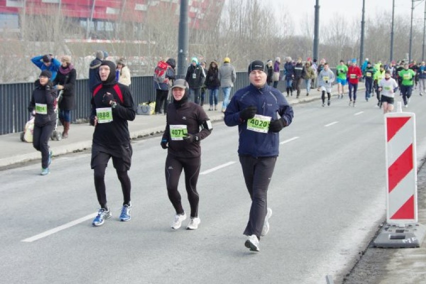 8 PÓŁMARATON WARSZAWSKI 2013 ZDJĘCIA UCZESTNIKÓW