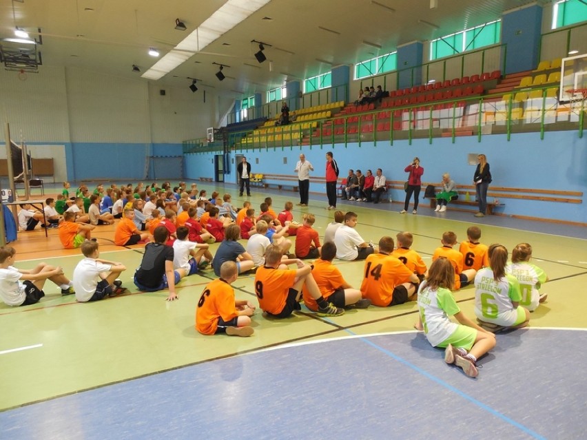 Strzegom: Turniej piłki siatkowej szkół podstawowych za Nami