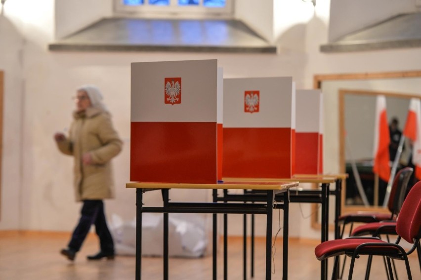 Zakończyły się wybory uzupełniające na prezydenta Gdańska....