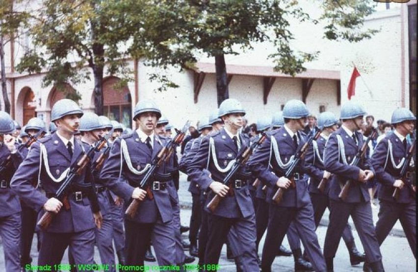 Uroczystości wojskowe w Sieradzu w latach osiemdziesiątych(ARCHIWALNE ZDJĘCIA)