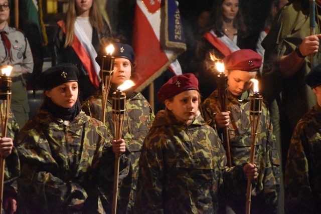 Obchody 82. rocznicy rozstrzelania Synów Ziemi Śremskiej - śremianie pamiętali o zamordowanych