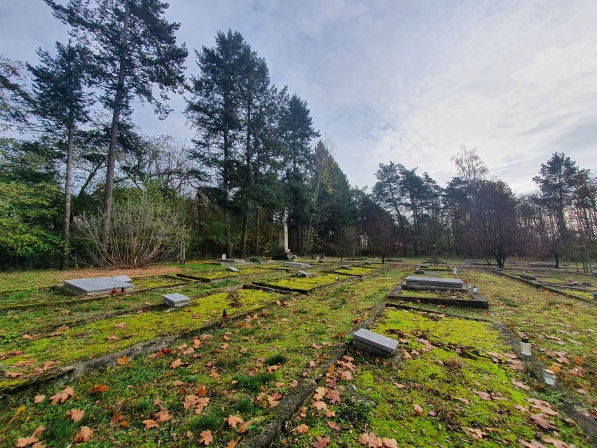Cmentarz żołnierzy radzieckich w Glinnie. Jak wygląda teraz i czy jest odwiedzany? 