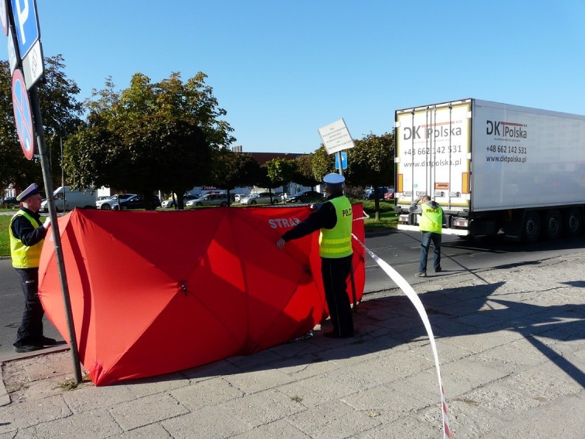 Śmiertelne potrącenie rowerzystki w Sieradzu. Zginęła 58-letnia kobieta