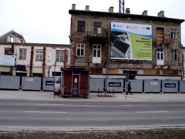 Budynek przy ulicy Targowej 50/52. Fot. Ewa Krzysiak