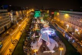 Poznań: Jarmark świąteczny na placu Wolności widziany z diabelskiego młyna [ZDJĘCIA]