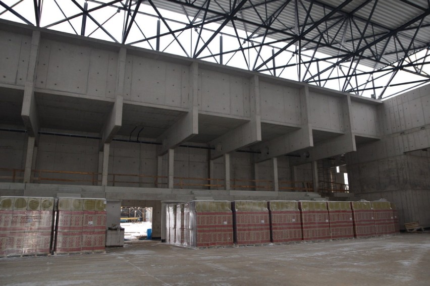 Zobacz jak wyglądają postępy prac przy budowie Suwałki Arena (zdjęcia, wizualizacje)