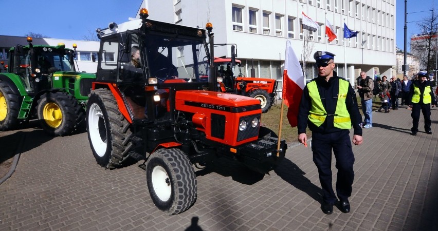 Rolnicze protesty zwykle kończą się pod Urzędem Wojewódzkim...