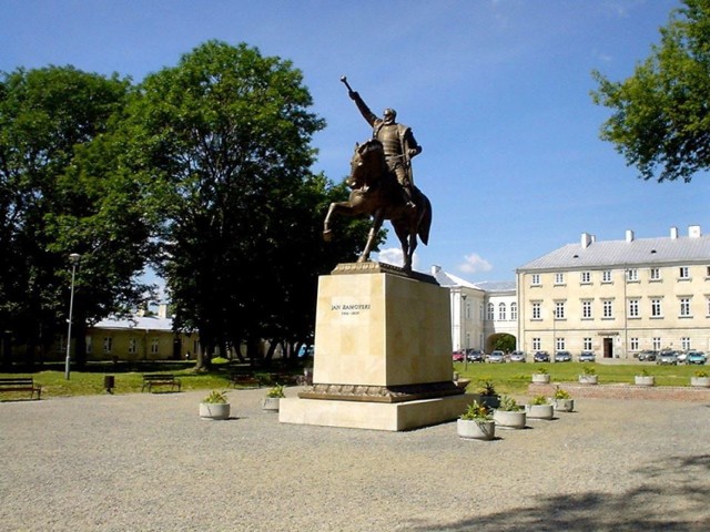 Pomnik Jana Tarnowskiego miałby nawiązywać do monumentu hetmana Jana Zamoyskiego w Zamościu