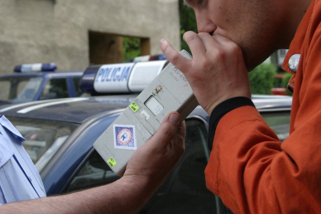 W jeden wieczór policjanci z Białej Podlaskiej sprawdzili trzeźwość 1,5 tys. kierowców