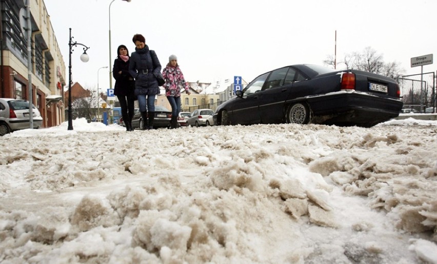 Spore opady śniegu w Legnicy i okolicy [ZDJĘCIA] 