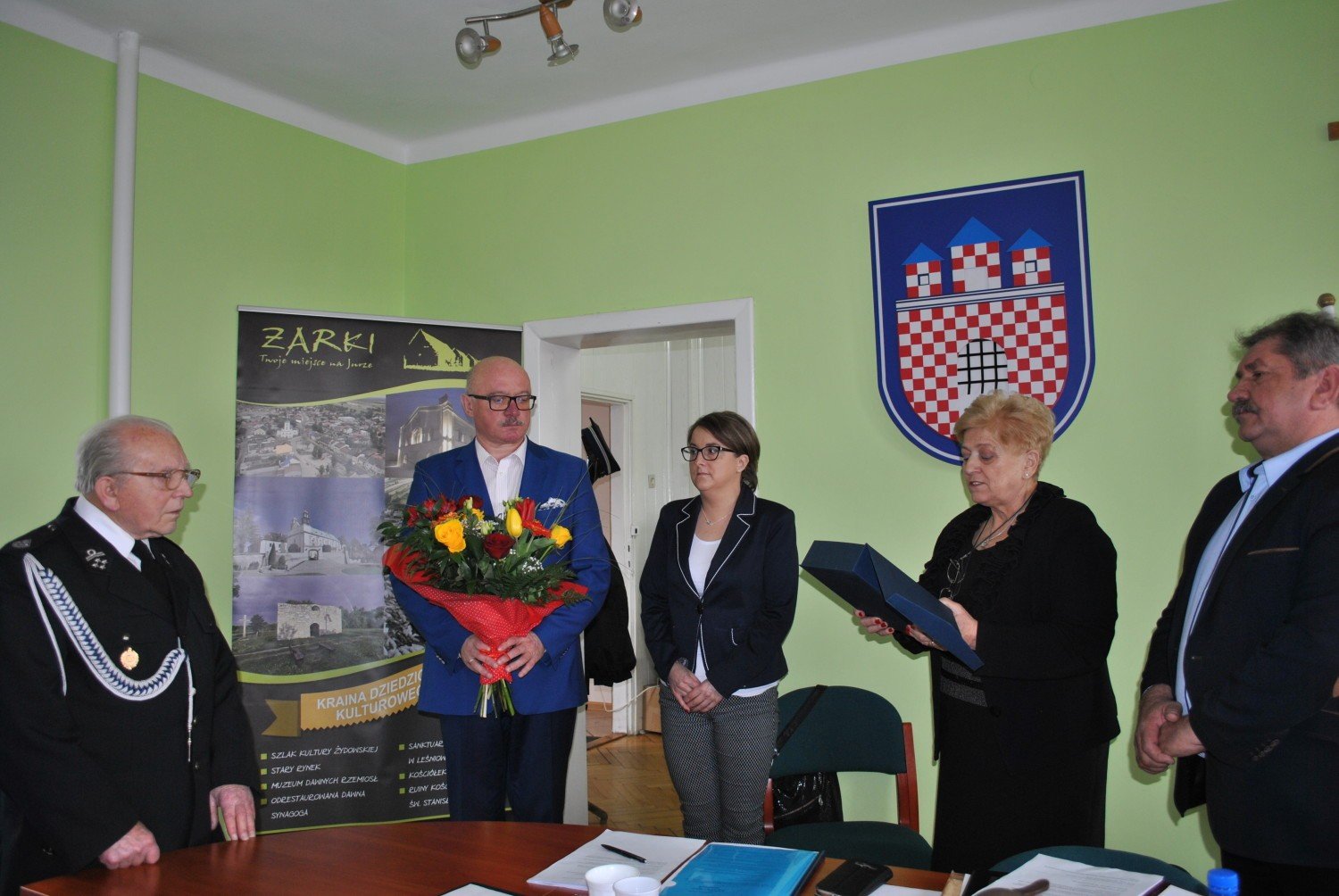 Żarki: Kapelmistrz Henryk Rakowski otrzymał podziękowania od władz miasta |  Myszków Nasze Miasto