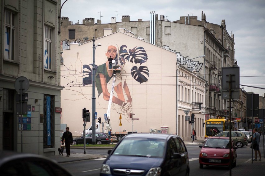 Na ścianie kamienicy przy ul. Więckowskiego 9 powstał nowy mural Fundacji Urban Forms.