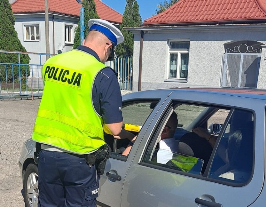 Policjanci z Komendy Miejskiej Policji we Włocławku...