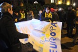 Pikieta solidarnych z Ukrainą w Gdańsku. Przekazali konsulowi generalnemu petycję do prezydenta