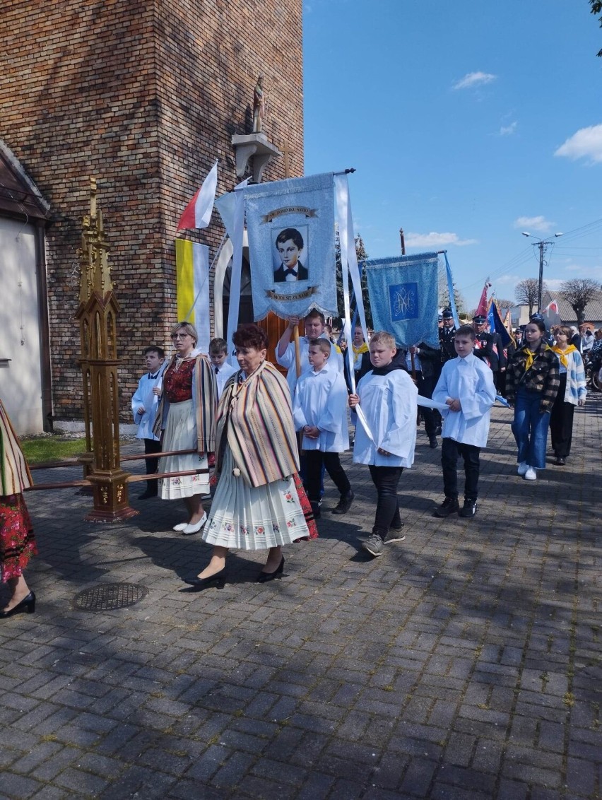 Barwny odpust w parafii świętego Wojciecha w Sieradzu-Męce