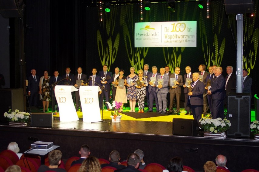 Powiślański Bank Spółdzielczy w Kwidzynie świętował 100 urodziny! Uroczysta gala w teatrze [ZDJĘCIA]