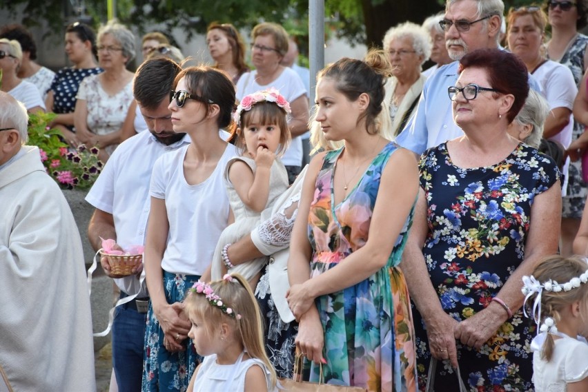 Grodzisk Wielkopolski: Procesja ulicami miasta zakończyła oktawę Bożego Ciała [GALERIA ZDJĘĆ]