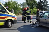 Wypadek w Kaliszu. Pijany kierowca spowodował kraksę na Wrocławskiej [FOTO]