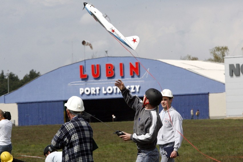 Zawody w lataniu modeli spalinowych w Lubinie, to już 13 lat
