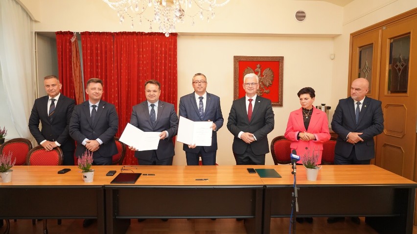 Podpisanie umowy na budowę nowoczesnej elektrowni w Bystrzycy Kłodzkiej
