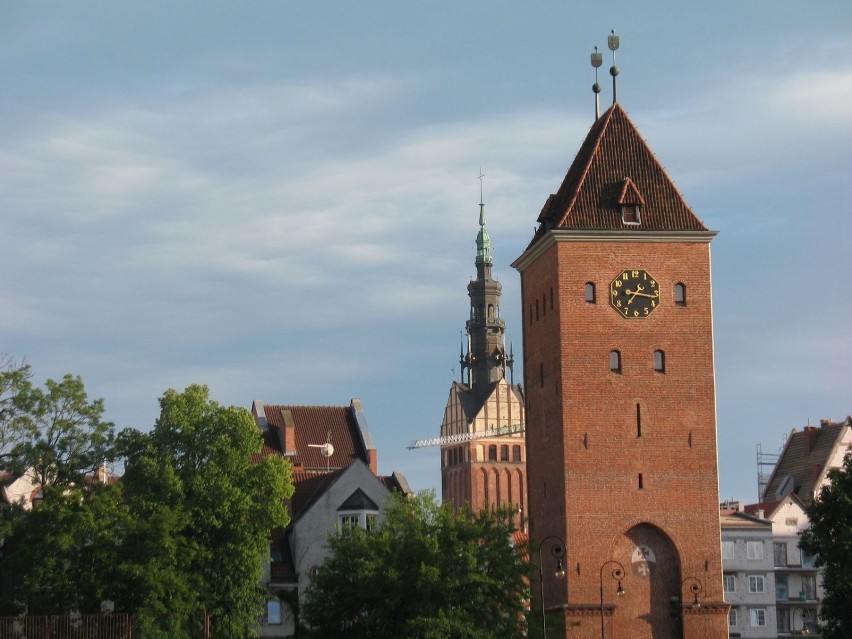 Wieża Katedry św. Mikołaja w Elblągu w różnych ujęciach,...