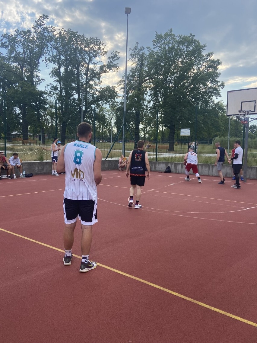 3x3 Summer League w Żarach. To już 3. edycja Letniej Ligi Koszykówki