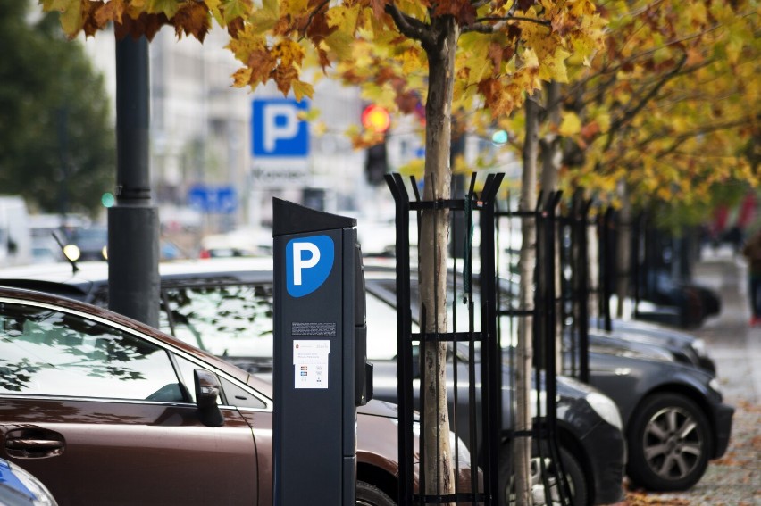 Strefie Płatnego Parkowania w Warszawie. Od 15 listopada zmiany. Będą nowe abonamenty i dodatkowe strefy 