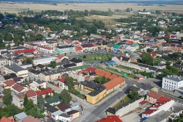 W planach miasto i gmina Jędrzejów ma do zrealizowania lub rozpoczęcia 26 zadań. Jakich? Zobaczcie na kolejnych slajdach.