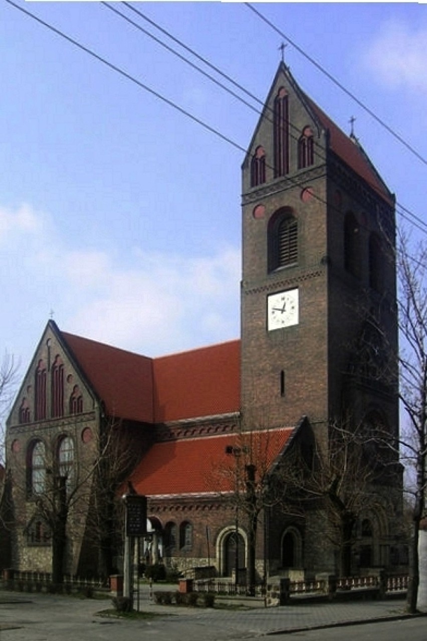 WEJDŹ I ZAGŁOSUJ:
Najpiękniejszy kościół w Świętochłowicach...