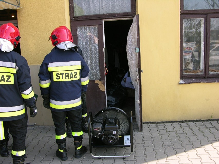 Strażacy interweniowali w Skierniewicach na ul. Batorego....