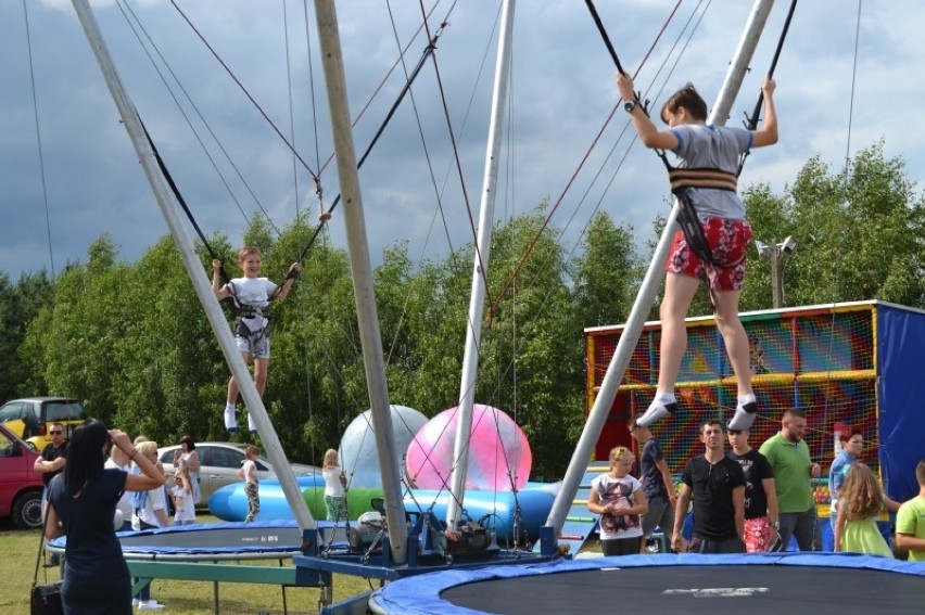 Zaprezentowała się grupa taneczna „Biedronki” przygotowana...