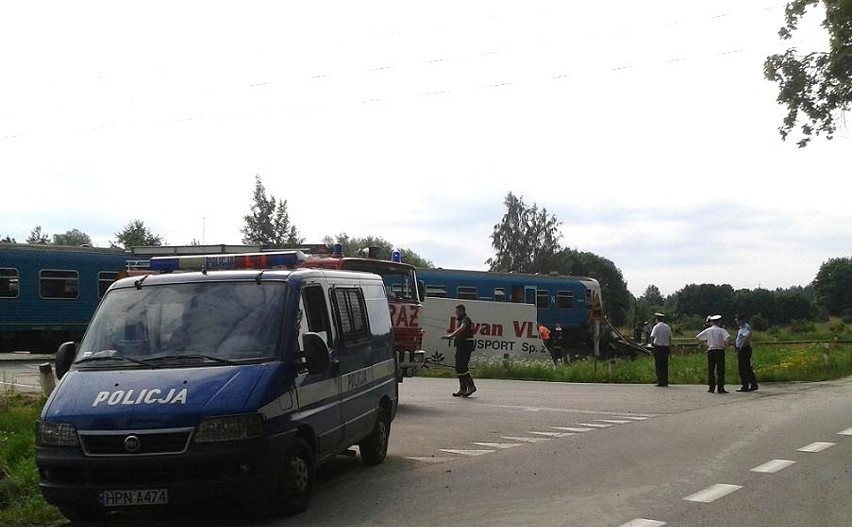 Pociąg spółki Arriva w Brachlewie zderzył się z samochodem ciężarowym. Pięć osób rannych