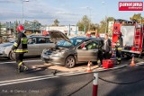 Strażacy usuwali wyciek paliwa z pojazdu