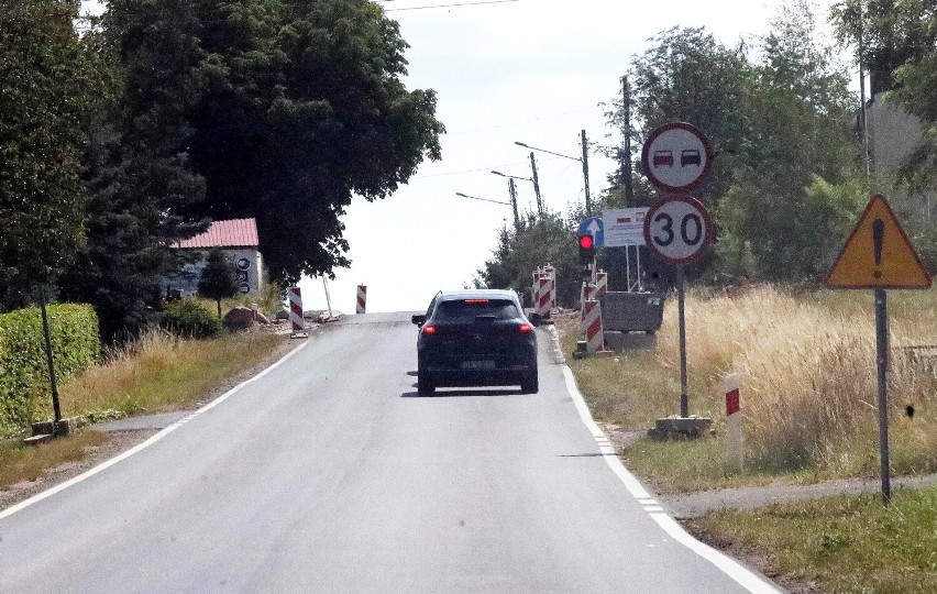 Trwa remont skrzyżowania w Ziemnicach. Są utrudnienia, zobaczcie aktualne zdjęcia