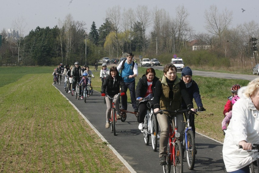 12,5 mln złotych pozwoliłoby również na budowę ok 41,5 km...