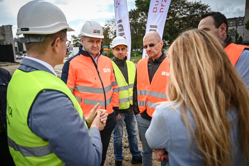 Miejski Zarząd Dróg w Częstochowie oficjalnie przekazał plac przebudowy alei Wojska Polskiego