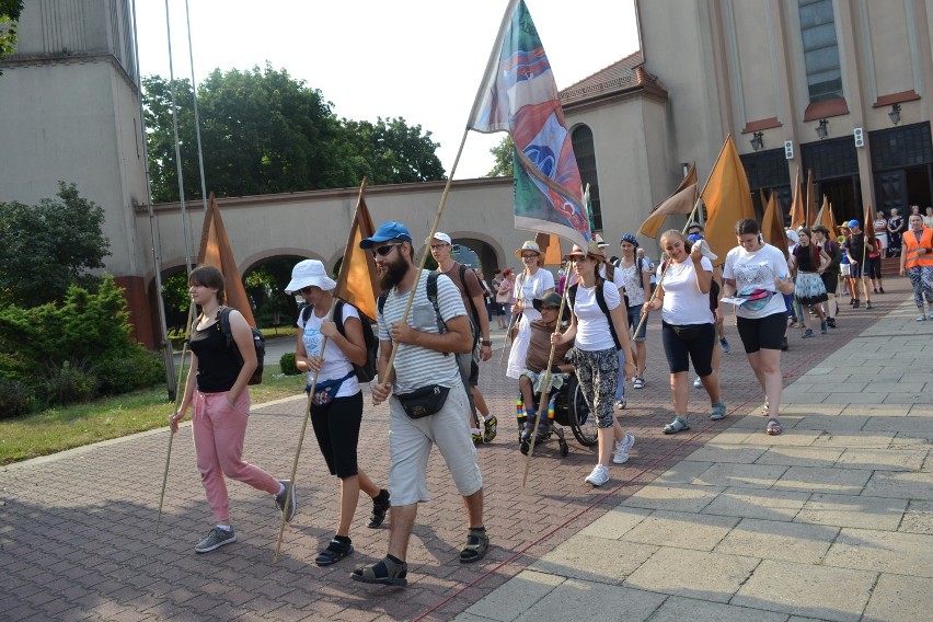 Grupa Brązowa Pieszej Pielgrzymki na Jasną Górę już ruszyła!