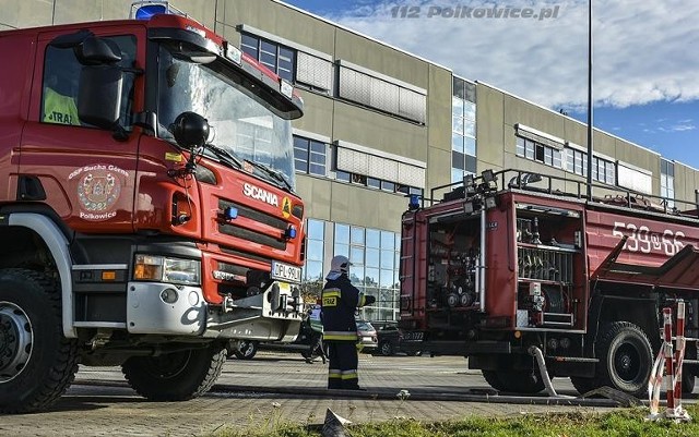 Ćwiczenia powiatowe służb ratowniczych w VWMP i Sitechu odbyły się wczoraj na terenie zakładów. W programie był atak terrorystów, wypadek samochody i pożar.