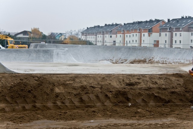 Skatepark w Osowej na ukończeniu