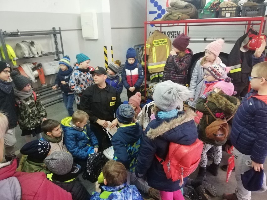 FERIE: Bezpieczne ferie zimowe z Komendą Powiatową Państwowej Straży Pożarnej w Krotoszynie [DUŻO ZDJĘĆ]