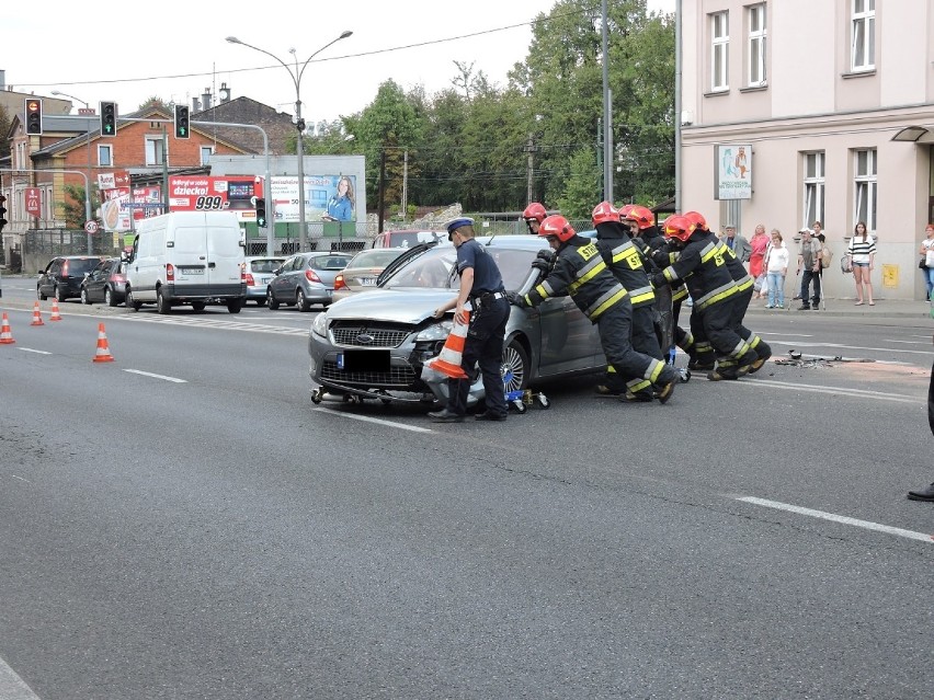 Wypadek na DK 79 w Chorzowie