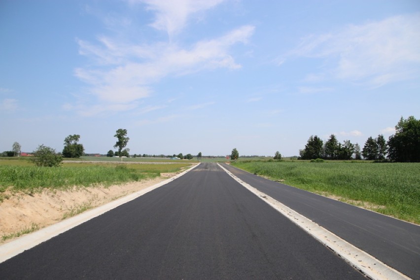Gmina Brusy. Budowa nowej drogi i ścieżki pieszo-rowerowej na odcinku Zalesie - Lubnia