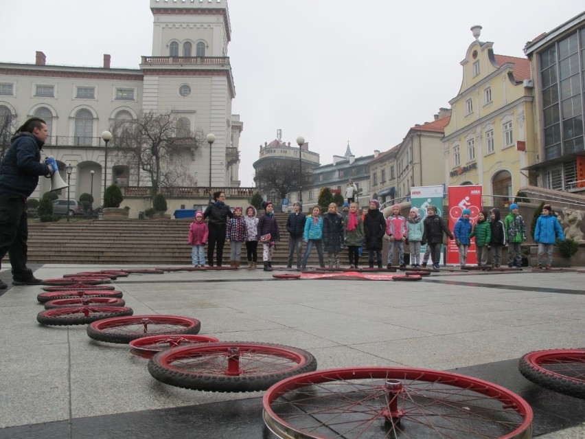 Bielsko-Biała: Fundacja Ekologiczna Arka rozpoczęła akcję Rower Pomaga [ZDJĘCIA]