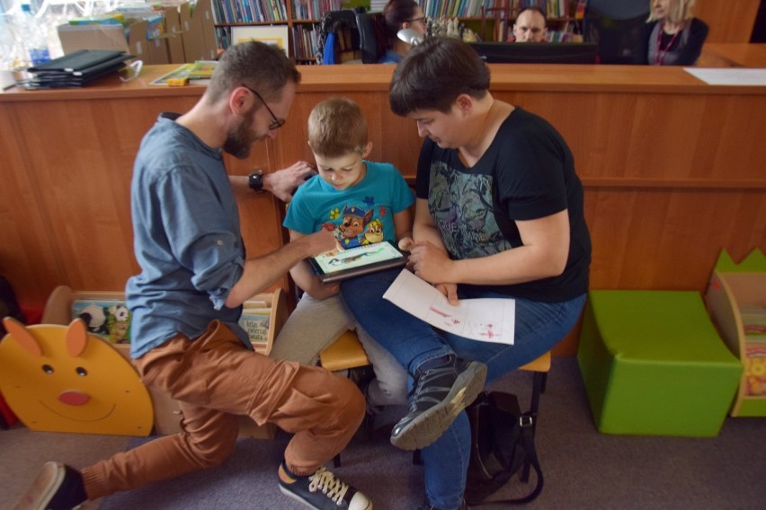 Kodowanie w bibliotece. Ciekawe zajęcia w Książnicy Stargardzkiej 