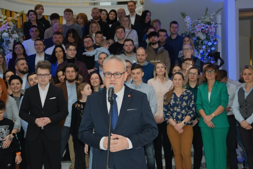 Mirosław Karolczuk będzie ubiegał się o reelekcję. "Teraz rodzina" to hasło jego kampanii 