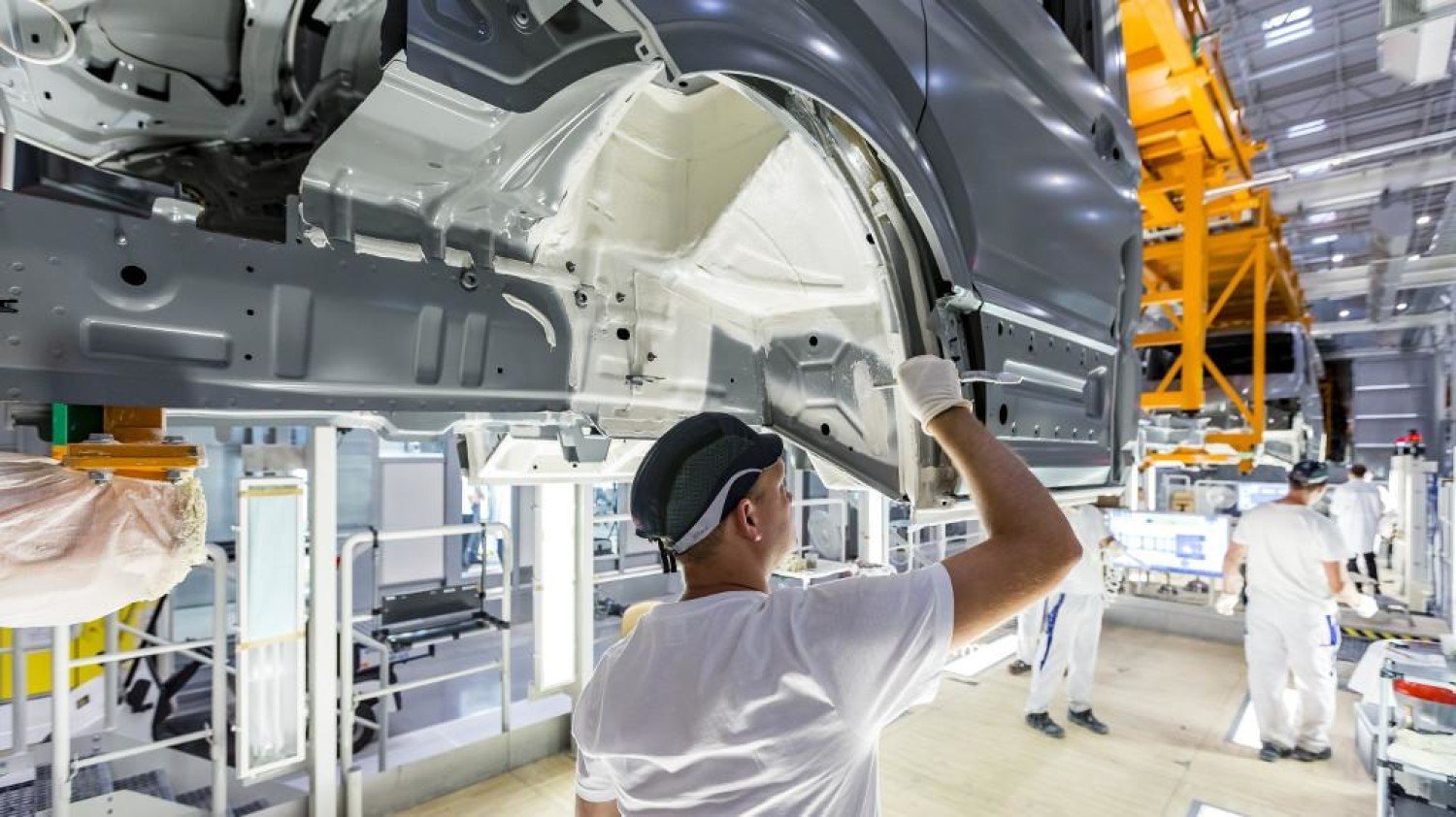Września Volkswagen wstrzymuje produkcję! Fabryki