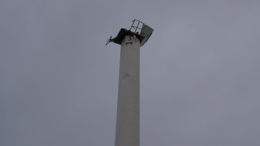 Wichura zniszczyła elektrownię wiatrową w Dmeninie w gm....