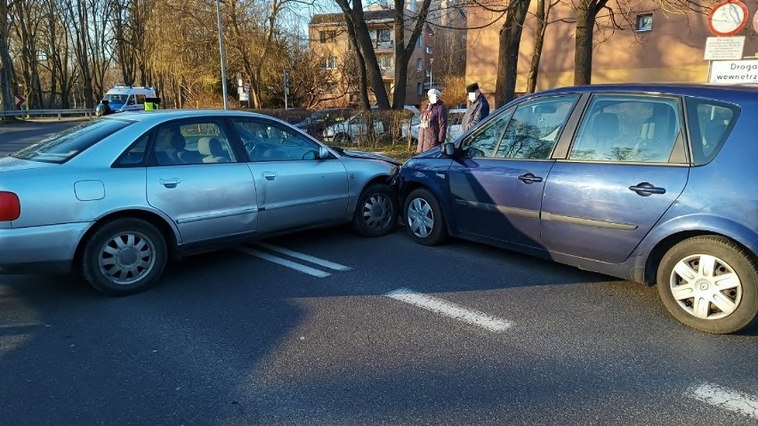 Wypadek na ul. Nad Śluzami w Słupsku.