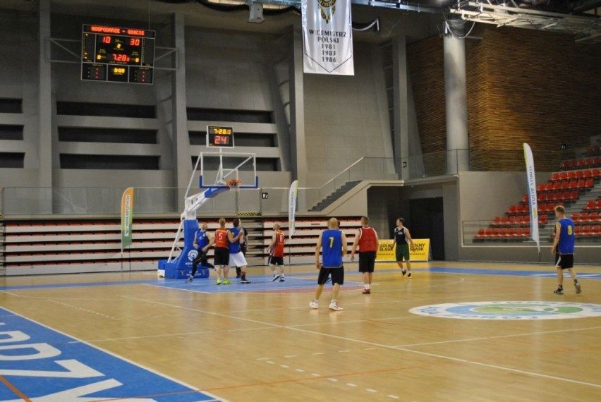 Wałbrzyska Amatorska Liga Koszykówki Aqua Zdrój uroczyście zakończyła sezon